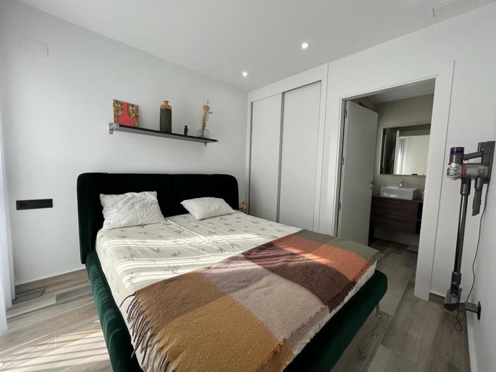 Image No.8-3 Bed Villa for sale