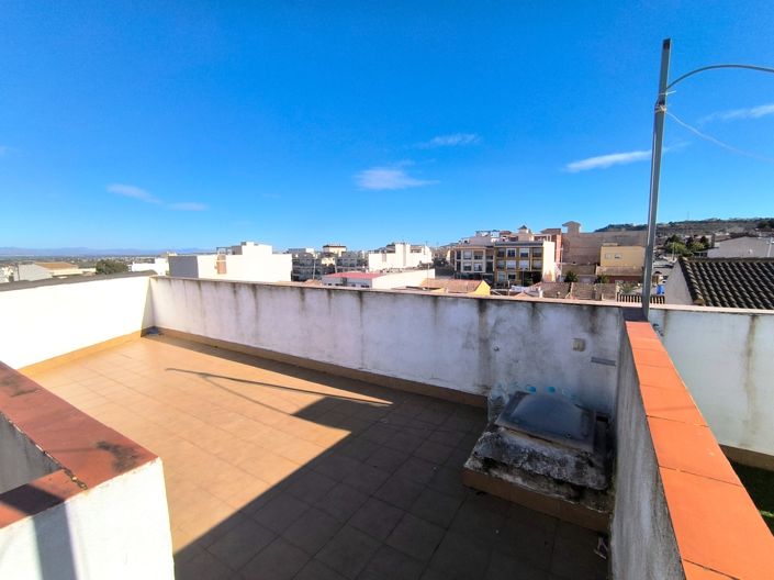 Image No.13-2 Bed Apartment for sale