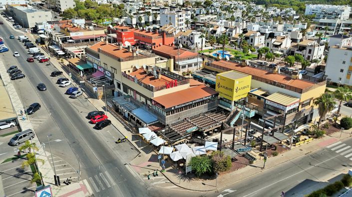 Image No.25-2 Bed Townhouse for sale