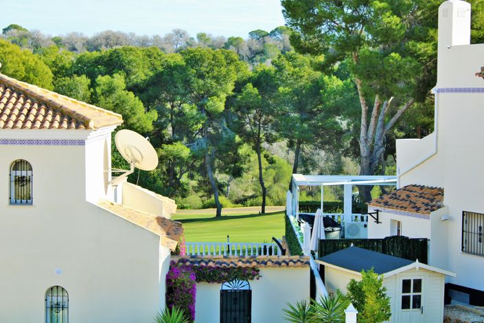 Image No.26-3 Bed Villa for sale