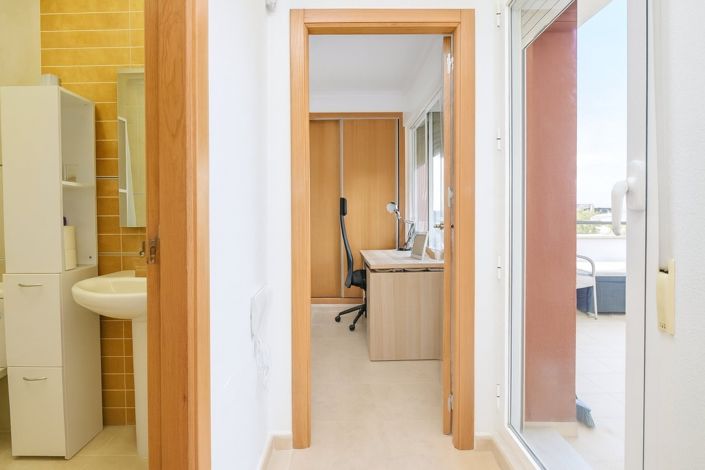 Image No.15-3 Bed Villa for sale