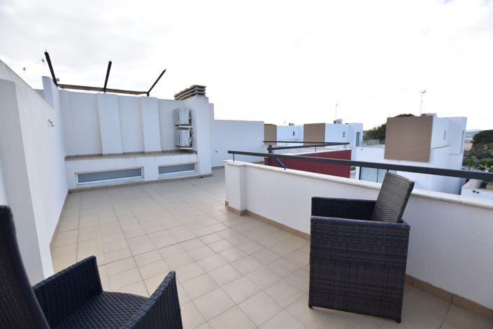 Image No.26-3 Bed Villa for sale