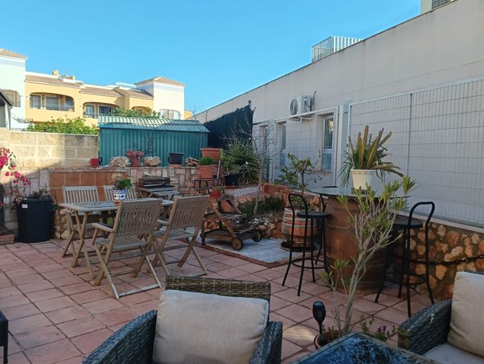 Image No.29-2 Bed Property for sale