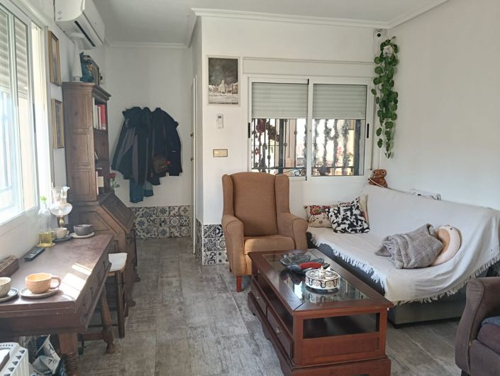 Image No.8-2 Bed Property for sale