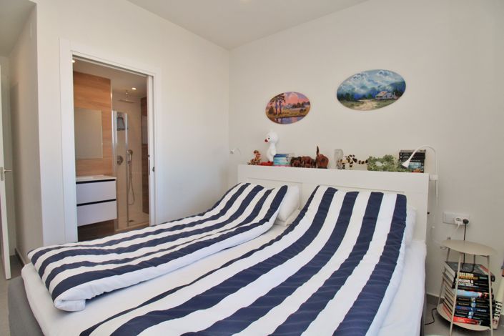 Image No.17-2 Bed Apartment for sale