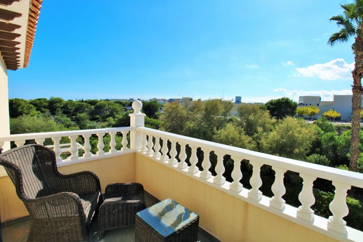 Image No.22-4 Bed Villa for sale