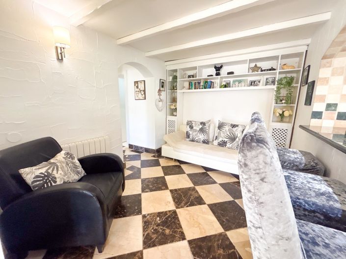 Image No.25-7 Bed Villa for sale