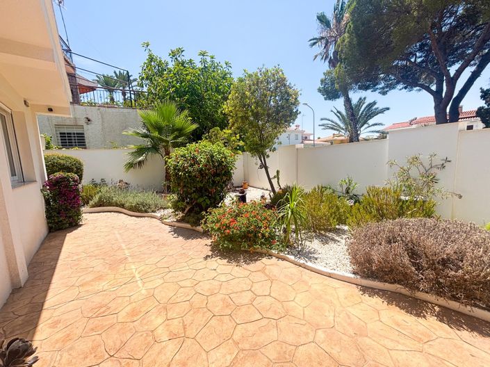 Image No.5-7 Bed Villa for sale