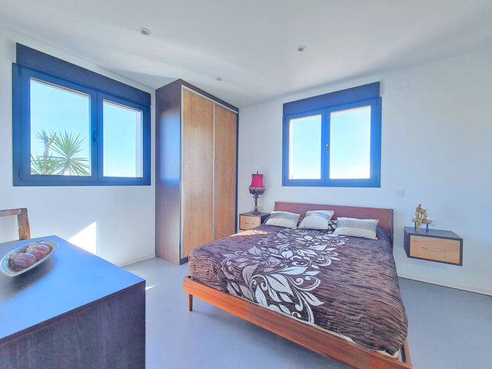 Image No.25-3 Bed Villa for sale