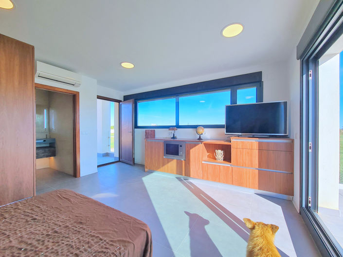 Image No.31-3 Bed Villa for sale