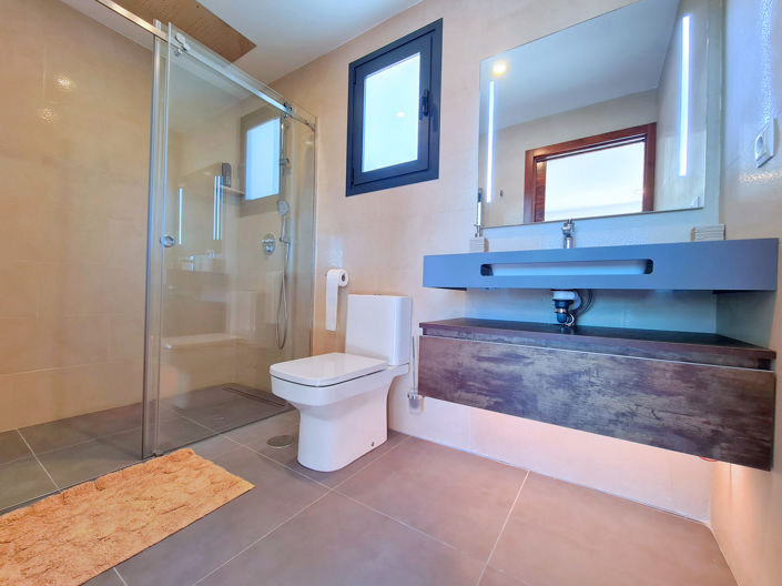 Image No.35-3 Bed Villa for sale