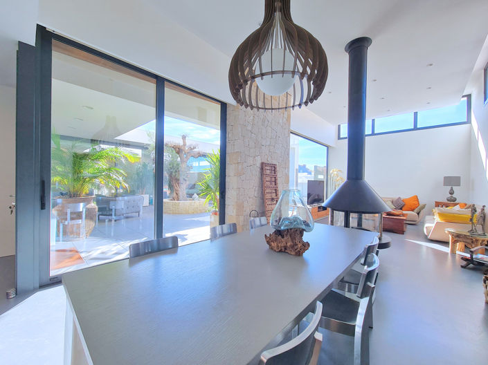 Image No.5-3 Bed Villa for sale