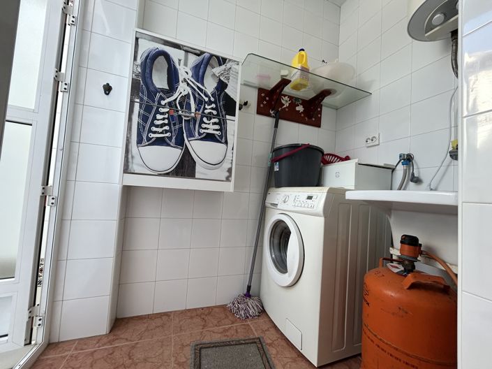 Image No.7-4 Bed Townhouse for sale