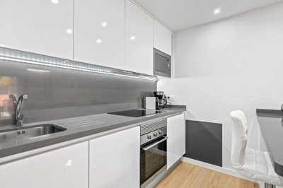 7590o1jinjci0iftprrl3dl18de1il42q