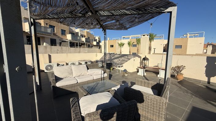 Image No.27-3 Bed Villa for sale