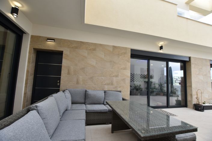 Image No.37-3 Bed Villa for sale