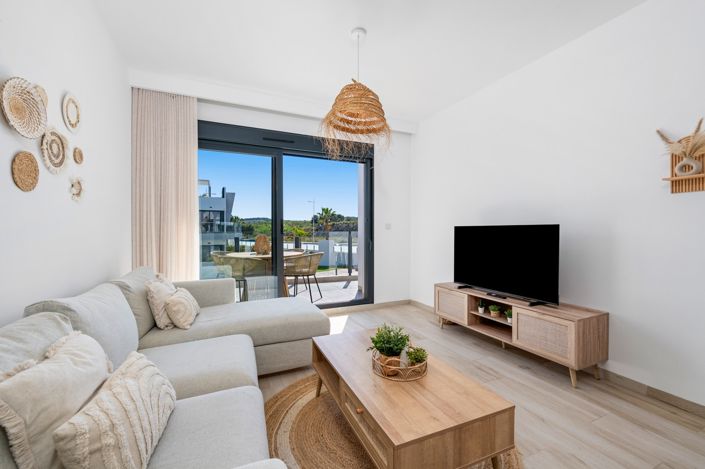 Image No.2-2 Bed Apartment for sale