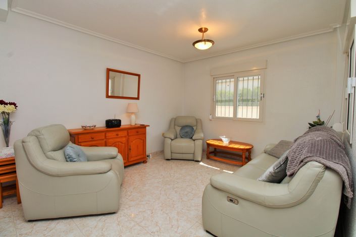 Image No.9-3 Bed Townhouse for sale