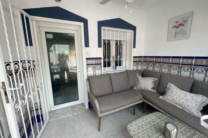 Image No.4-2 Bed Bungalow for sale