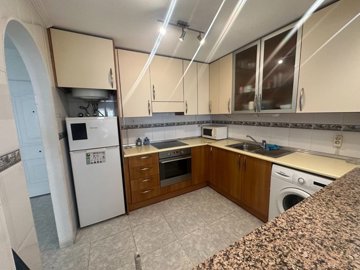 8002o1jls293nl1bralg5ifq18ou12ud2c