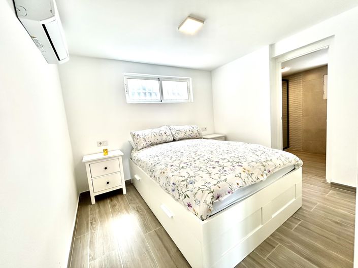 Image No.38-5 Bed Villa for sale