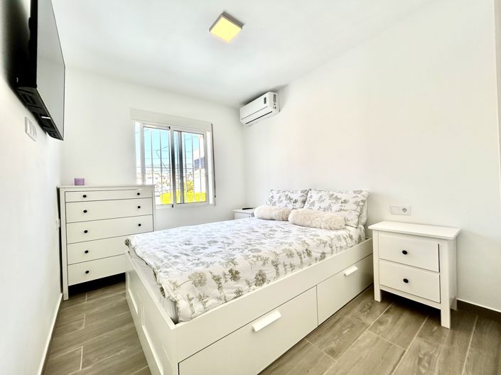 Image No.9-5 Bed Villa for sale