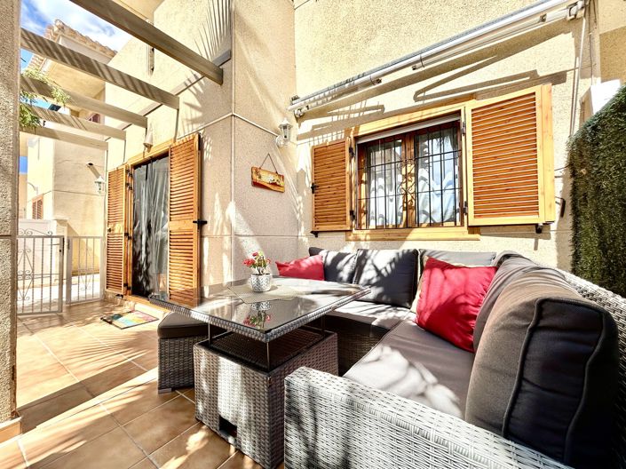 Image No.30-2 Bed Townhouse for sale