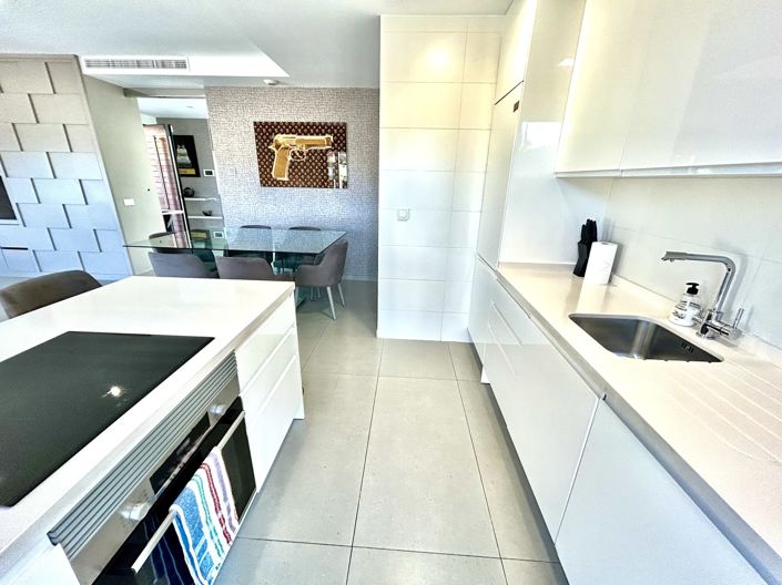 Image No.11-5 Bed Villa for sale