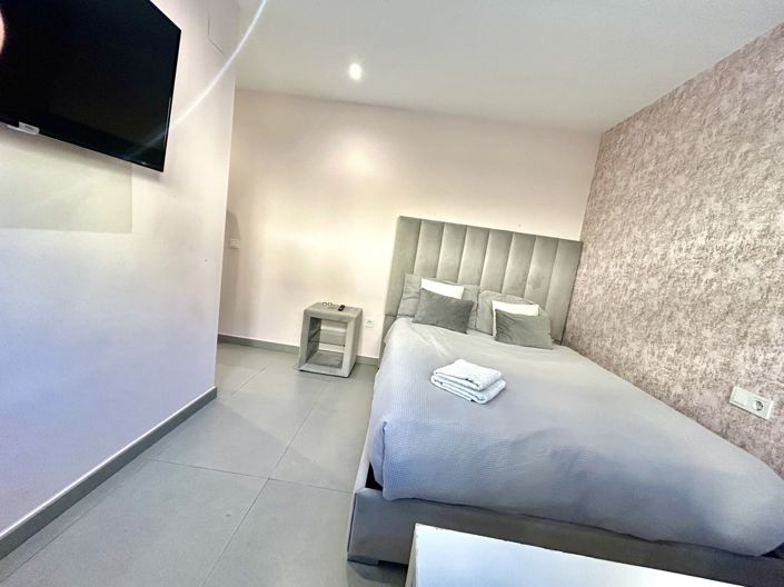 Image No.20-5 Bed Villa for sale