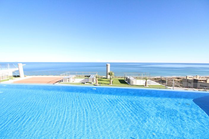 Image No.20-3 Bed Apartment for sale