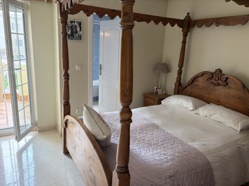 792290630townhouseforsaleinheredades2874777la