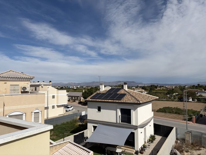 Image No.33-3 Bed Townhouse for sale