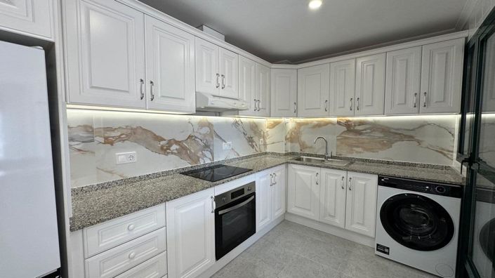 Image No.10-2 Bed Apartment for sale