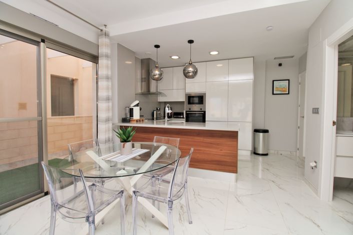 Image No.8-Villa de 3 chambres à vendre à Villamartin