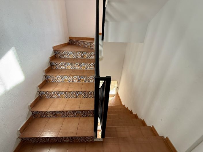 Image No.27-5 Bed Apartment for sale