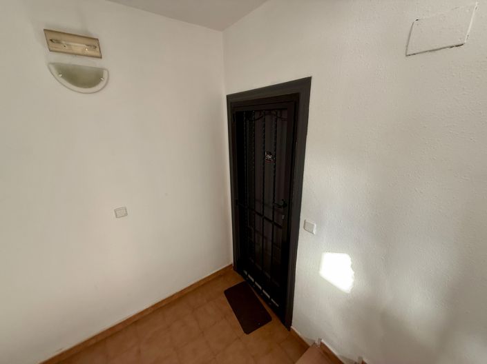 Image No.31-5 Bed Apartment for sale