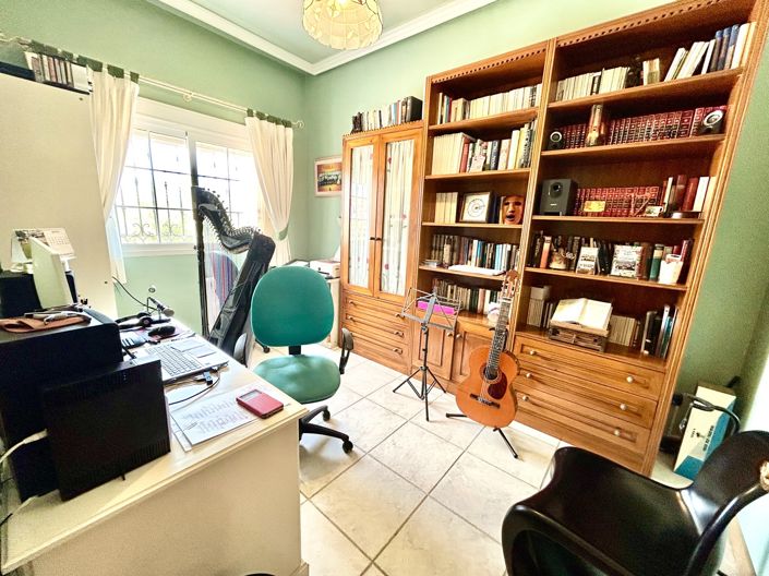 Image No.23-6 Bed Villa for sale