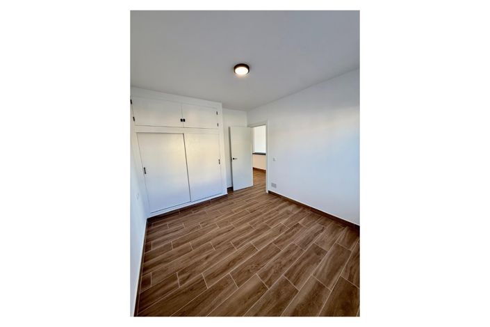 Image No.25-3 Bed Semi-Detached for sale