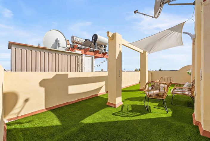 Image No.23-2 Bed Townhouse for sale