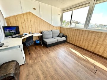 78194b065eb431425fec50a9xlarge