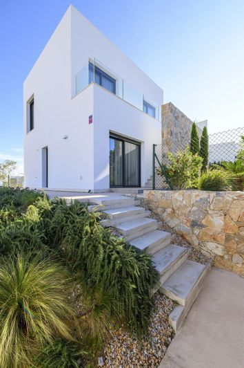 Image No.20-3 Bed Villa for sale