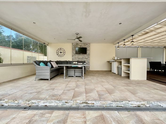 Image No.40-6 Bed Villa for sale