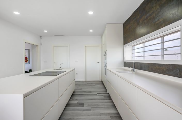 Image No.10-4 Bed Villa for sale