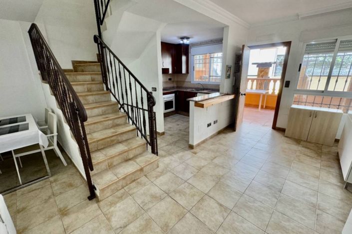 Image No.3-5 Bed Townhouse for sale