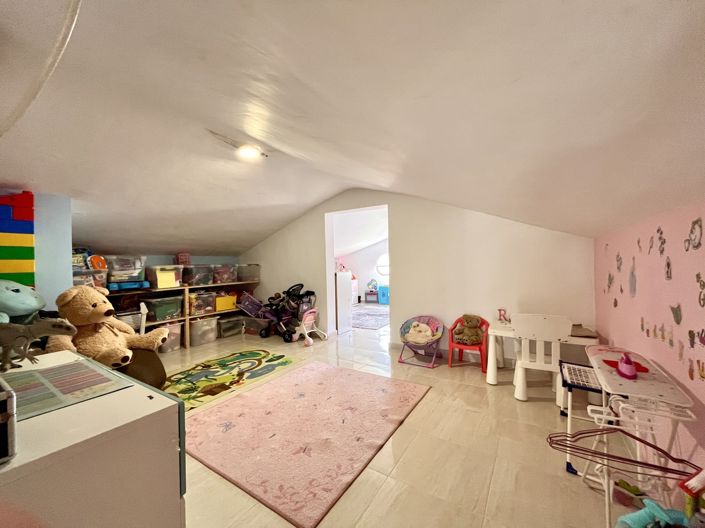 Image No.20-5 Bed Villa for sale