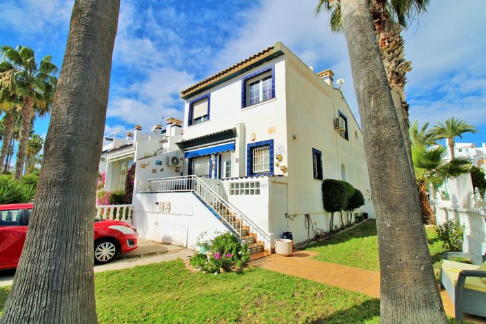 Image No.3-4 Bed Townhouse for sale