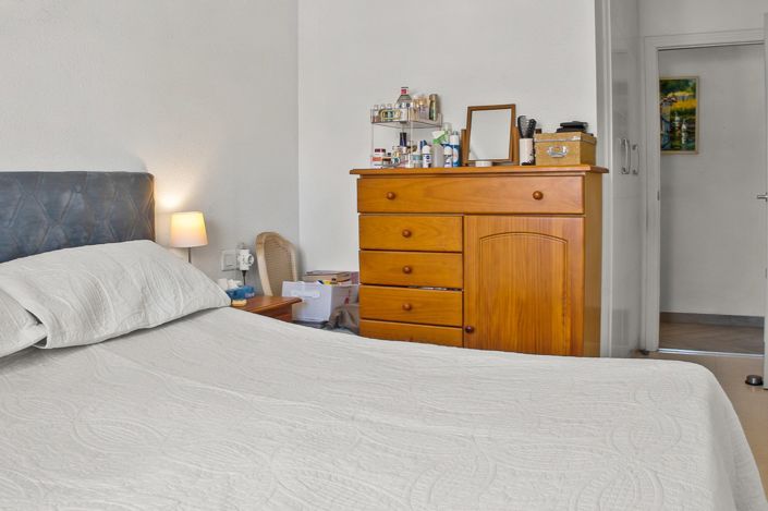 Image No.21-2 Bed Apartment for sale