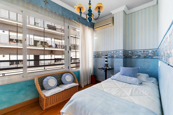 Image No.21-4 Bed Apartment for sale