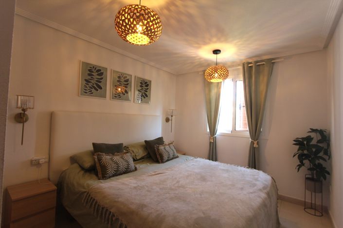 Image No.12-2 Bed Apartment for sale