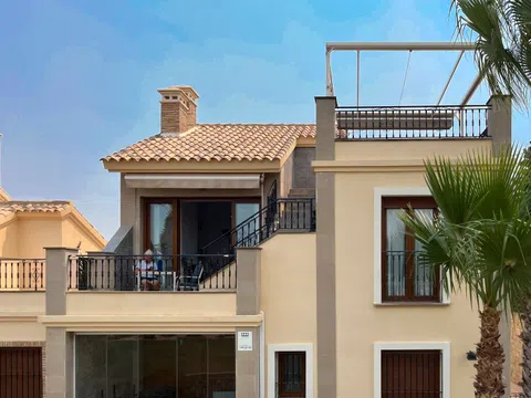 Image No.31-2 Bed Apartment for sale